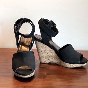 Calvin Klein Nadiya cork wedge black strapped ankle size 9